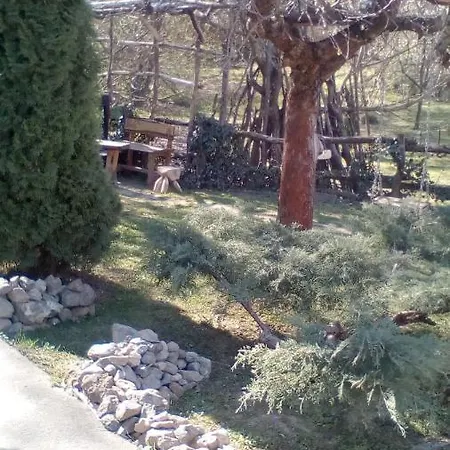 Apartment Skriveni Raj *