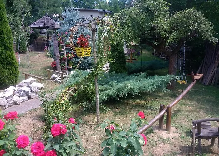 Skriveni Raj 维尔蒂尼克