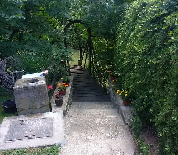 Skriveni Raj 维尔蒂尼克